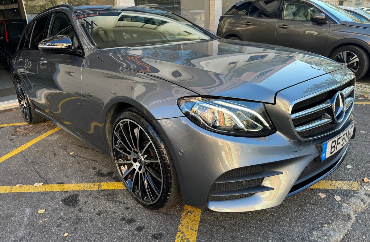 MERCEDES Classe E E 300 de AMG Line