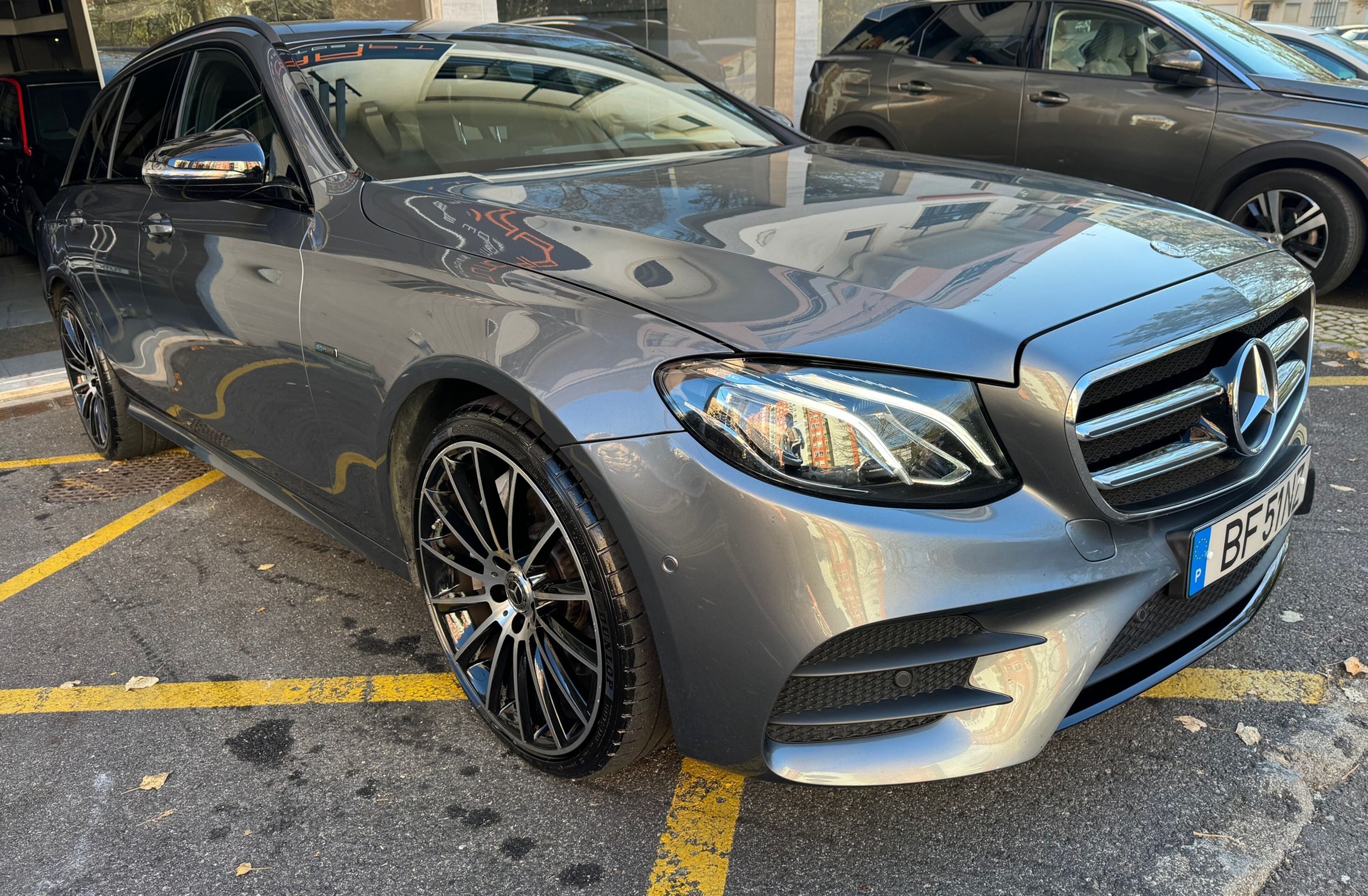 MERCEDES Classe E E 300 de AMG Line