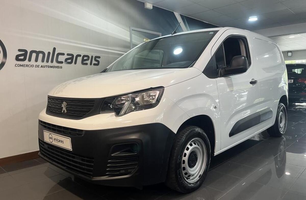 PEUGEOT Partner 1.5 BlueHDi Pro Standard