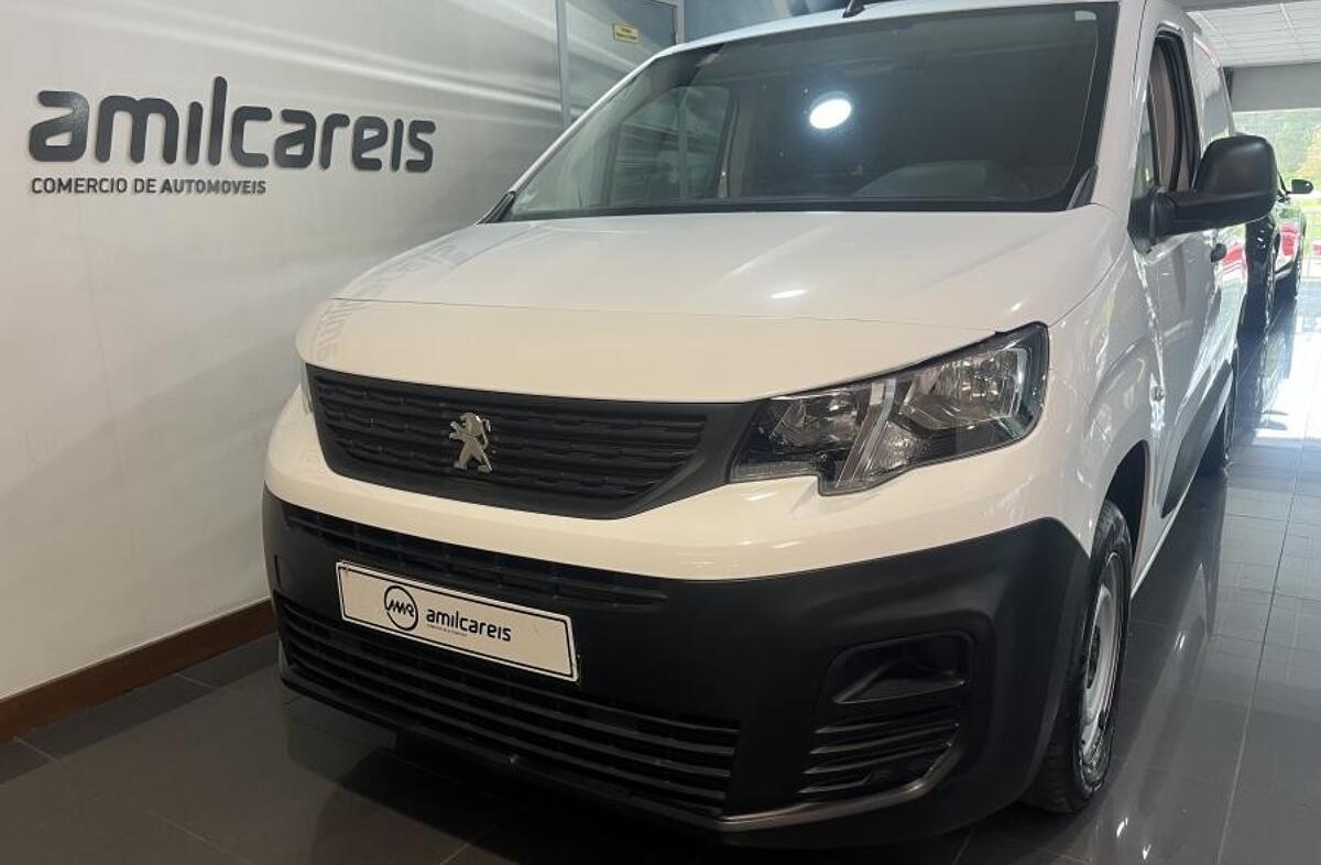 PEUGEOT Partner 1.5 BlueHDi Pro Standard