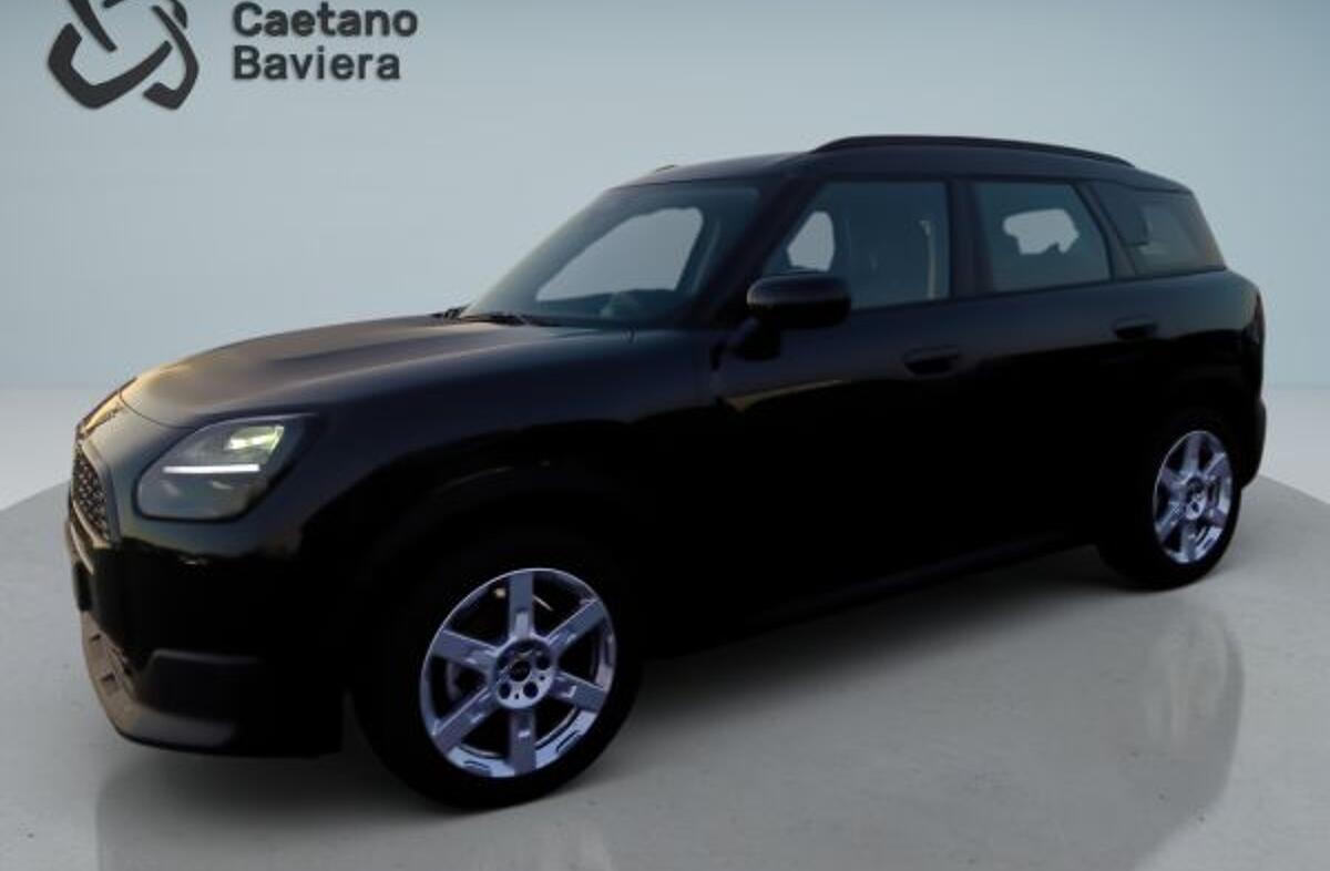 MINI Mini Countryman D Essential