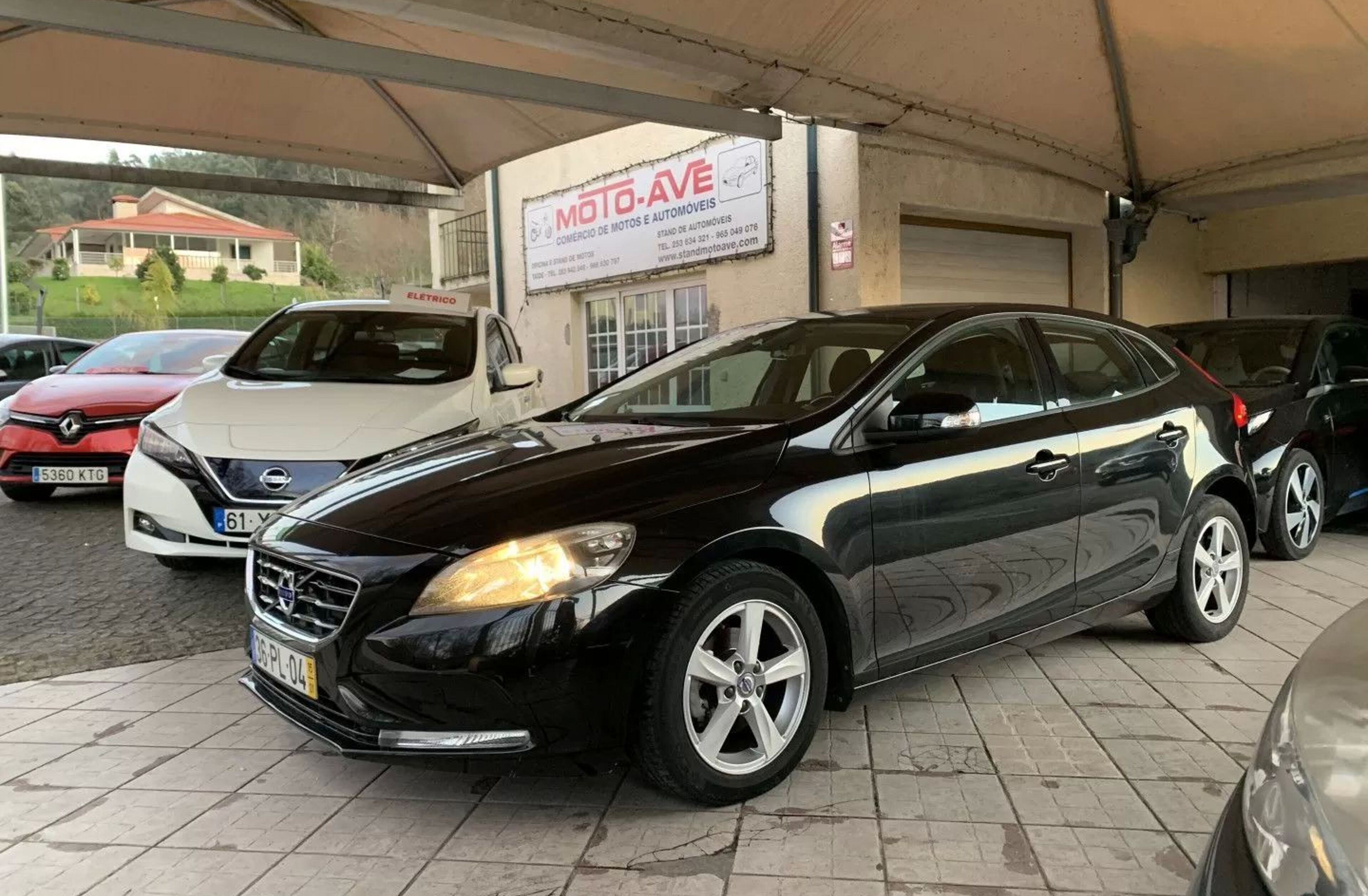 VOLVO V40 1.6 D2