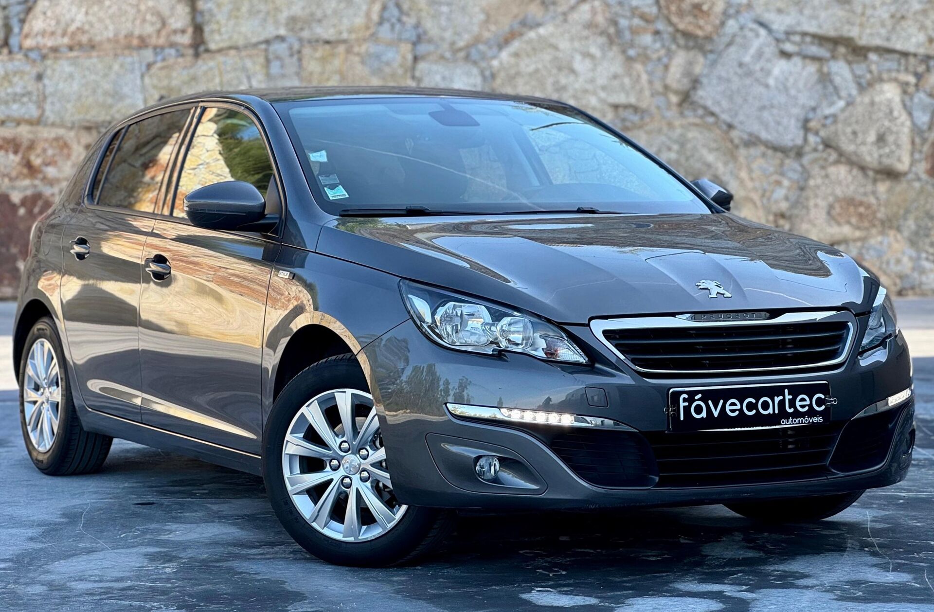 PEUGEOT 308 1.2 PureTech Style