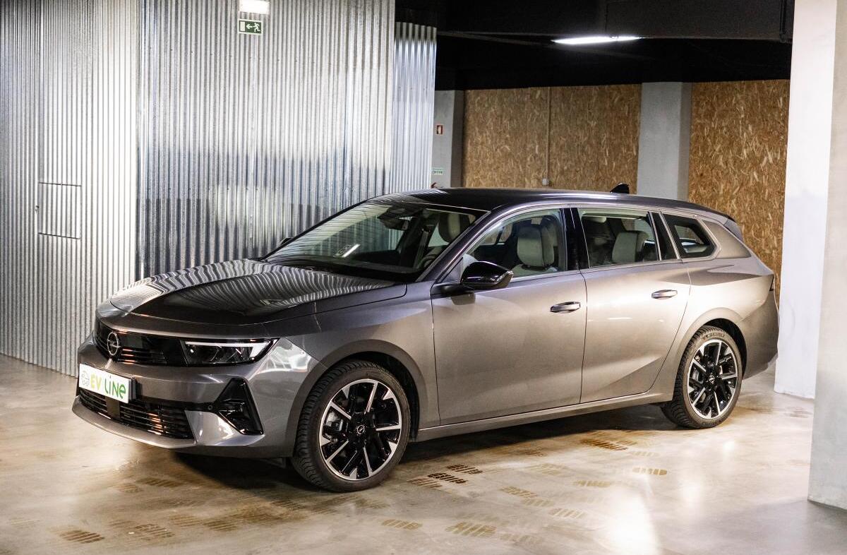 OPEL Astra 54 kWh Edition