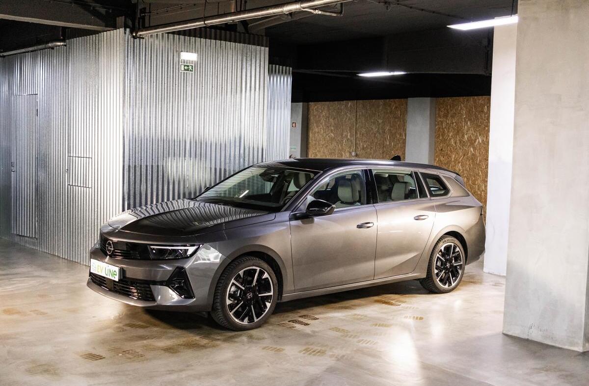 OPEL Astra 54 kWh Edition