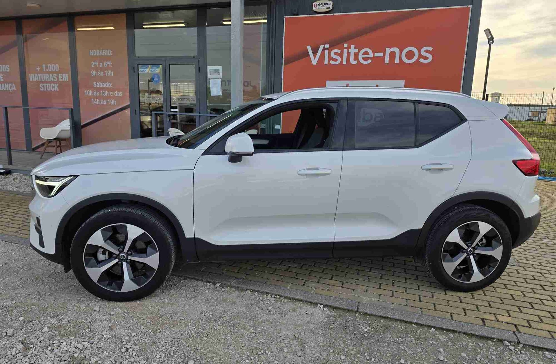 VOLVO XC40 2.0 B3 Core
