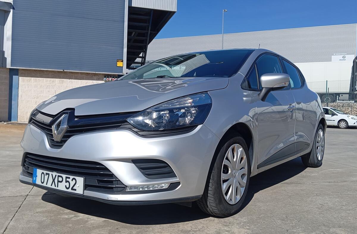 RENAULT Clio 1.5 dCi Intens