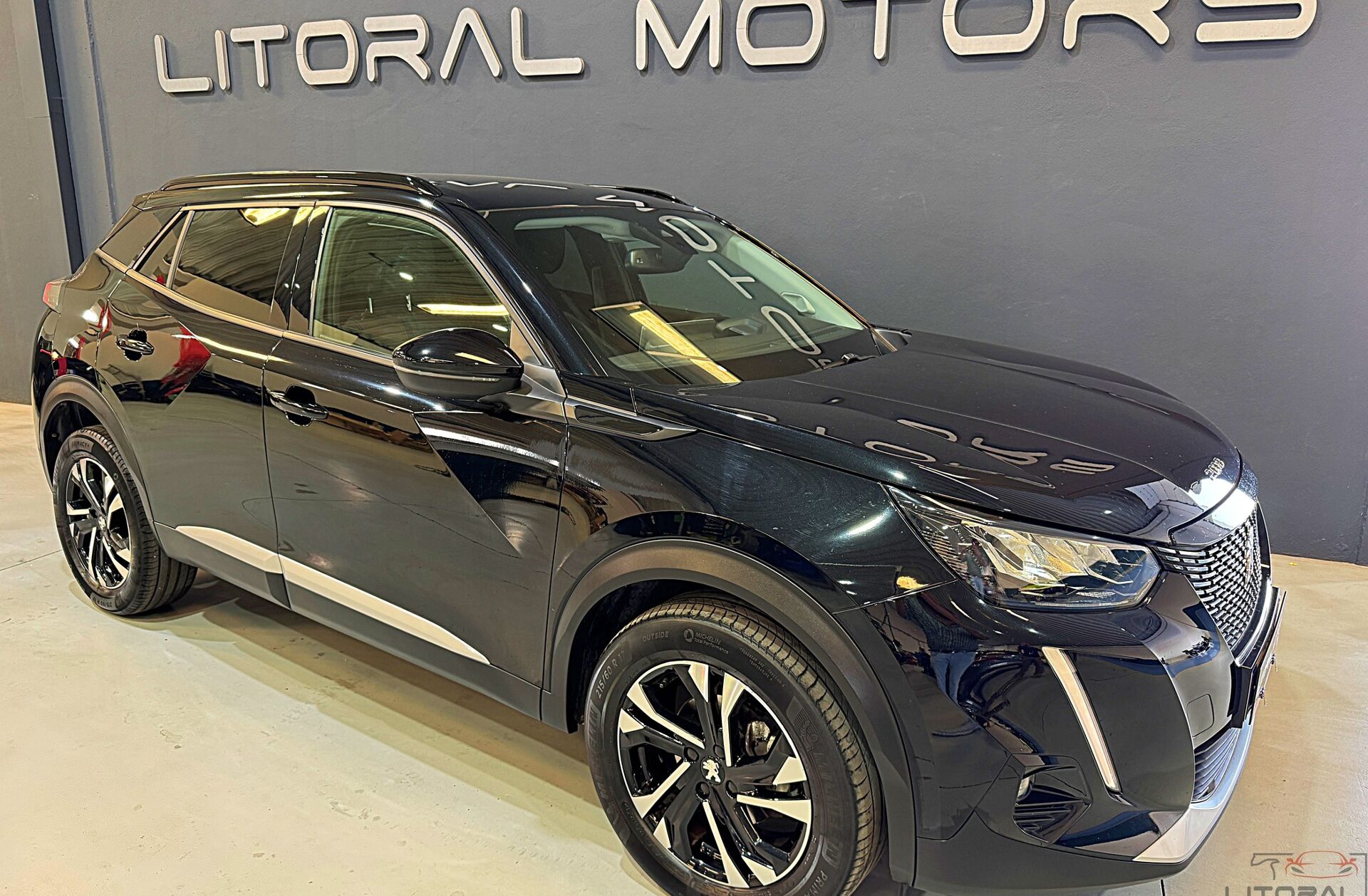 PEUGEOT 2008 1.2 PureTech Allure Pack