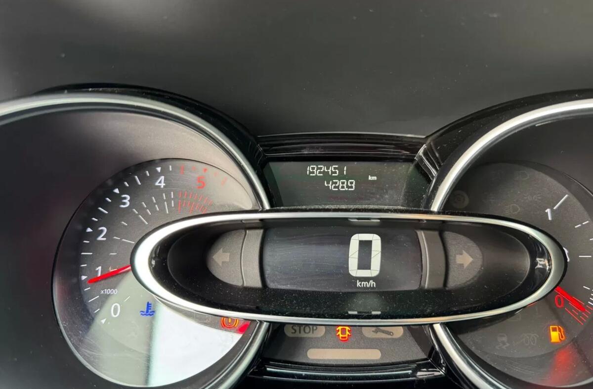 RENAULT Clio 1.5 dCi Limited