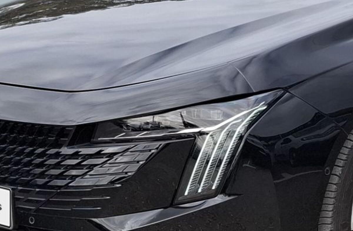 PEUGEOT 508 SW 1.6 Hybrid Allure e-EAT8