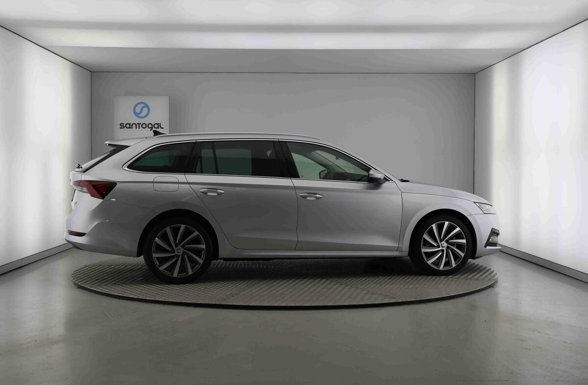 SKODA Octavia B.1.4 TSI iV Style DSG