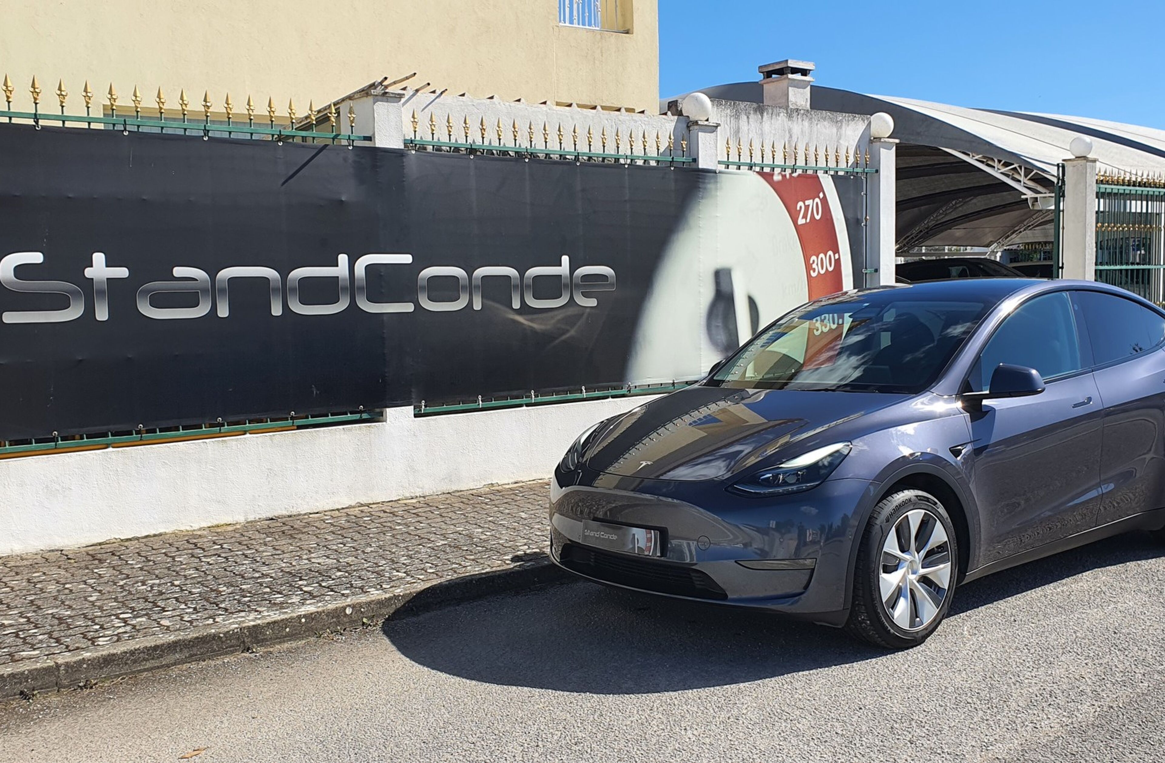 TESLA Model Y Long Range Tração Integral
