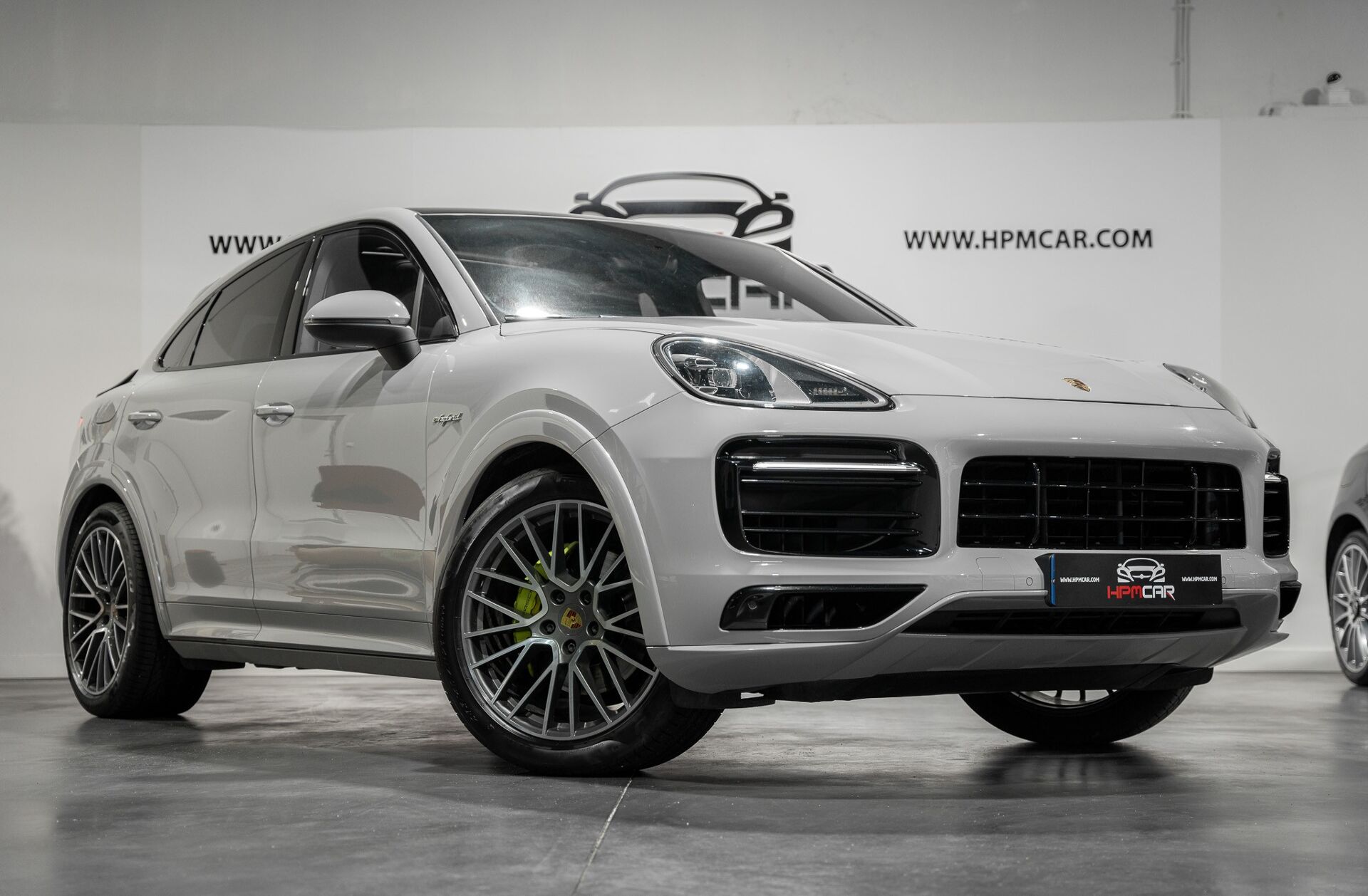 PORSCHE Cayenne E-Hybrid