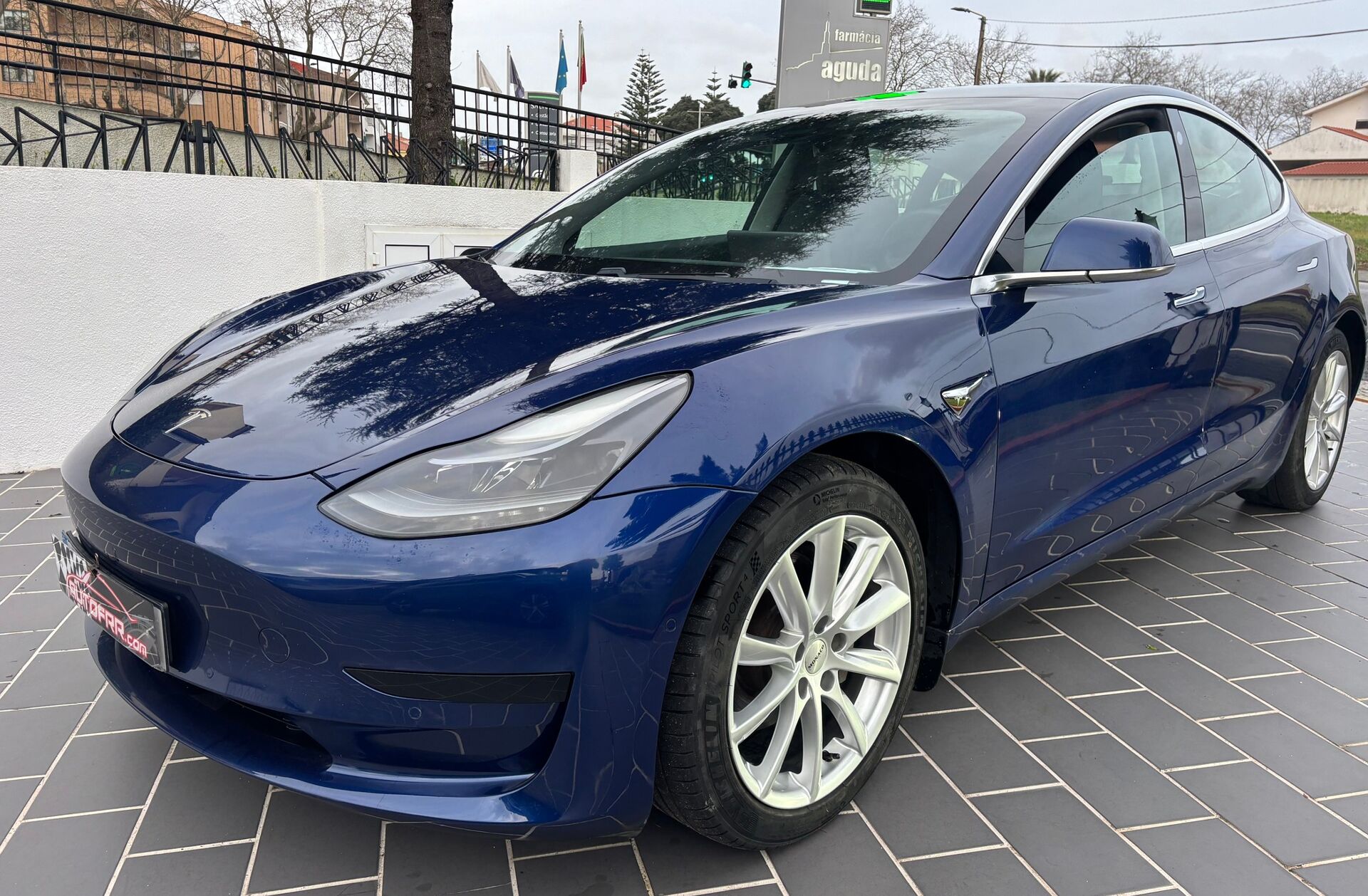 TESLA Model 3 Standard Range Plus RWD