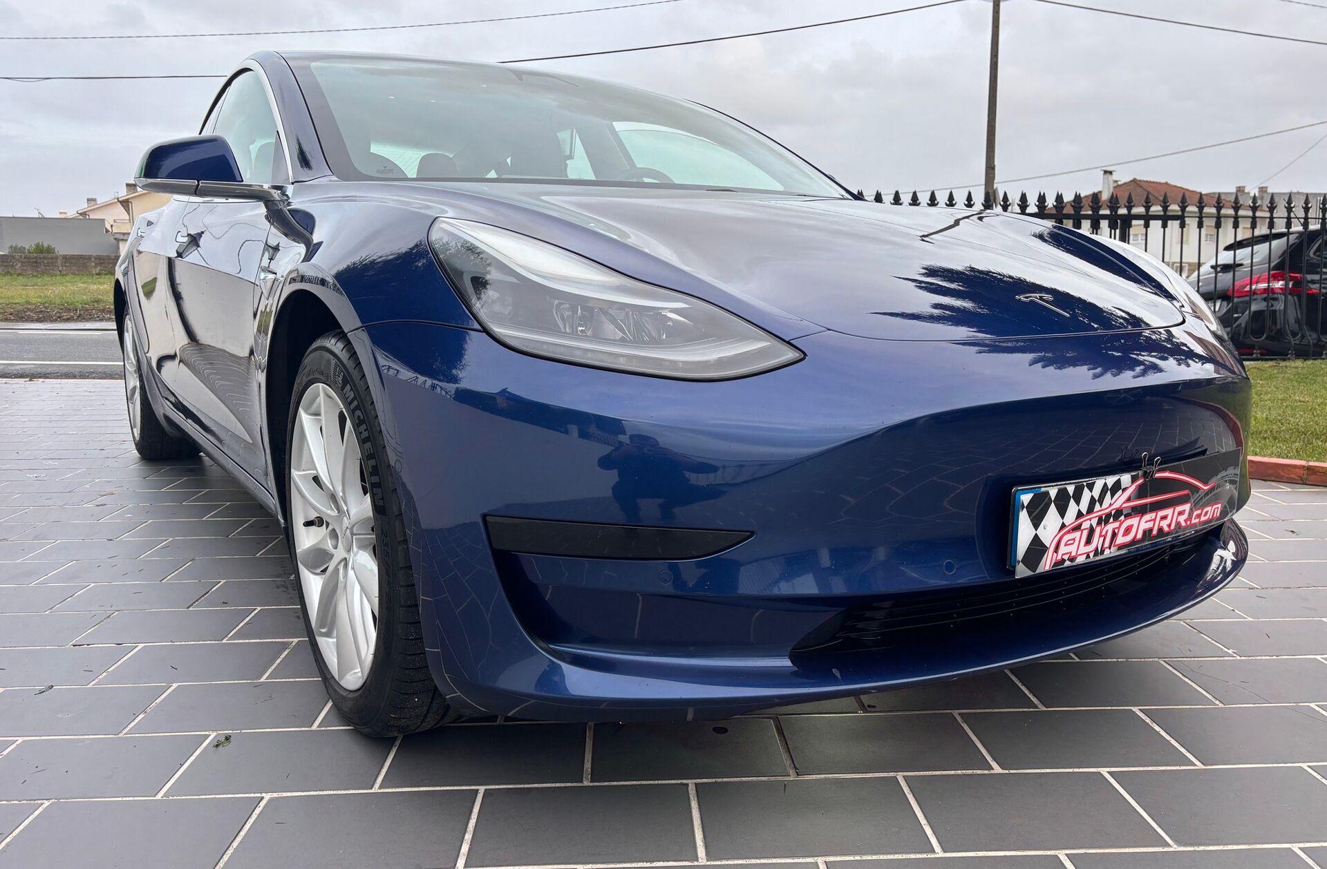 TESLA Model 3 Standard Range Plus RWD