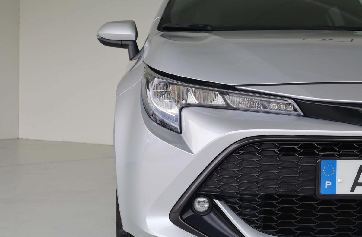 TOYOTA Corolla 1.8 Hybrid Comfort+P.Sport
