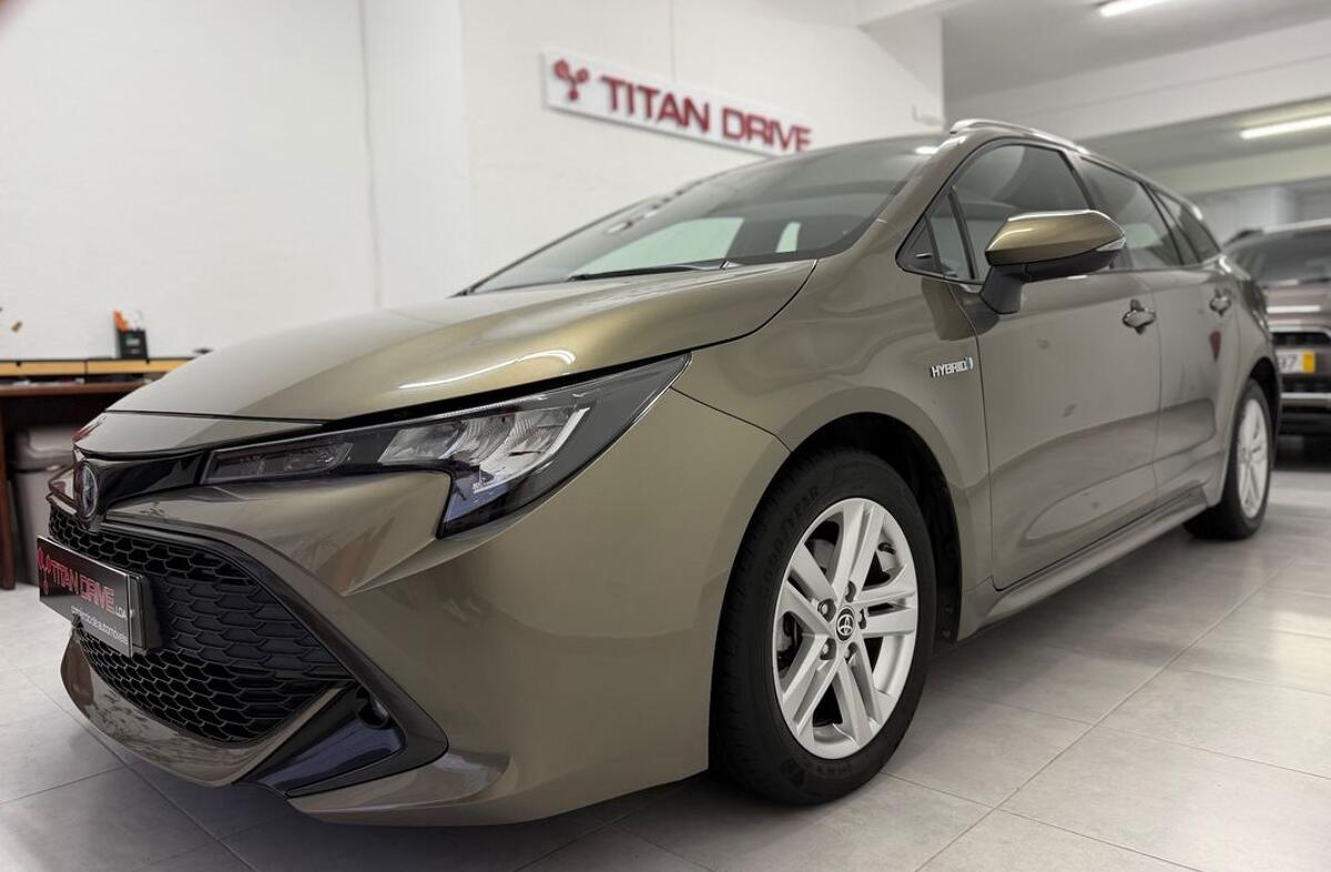 TOYOTA Corolla 1.8 Hybrid Comfort