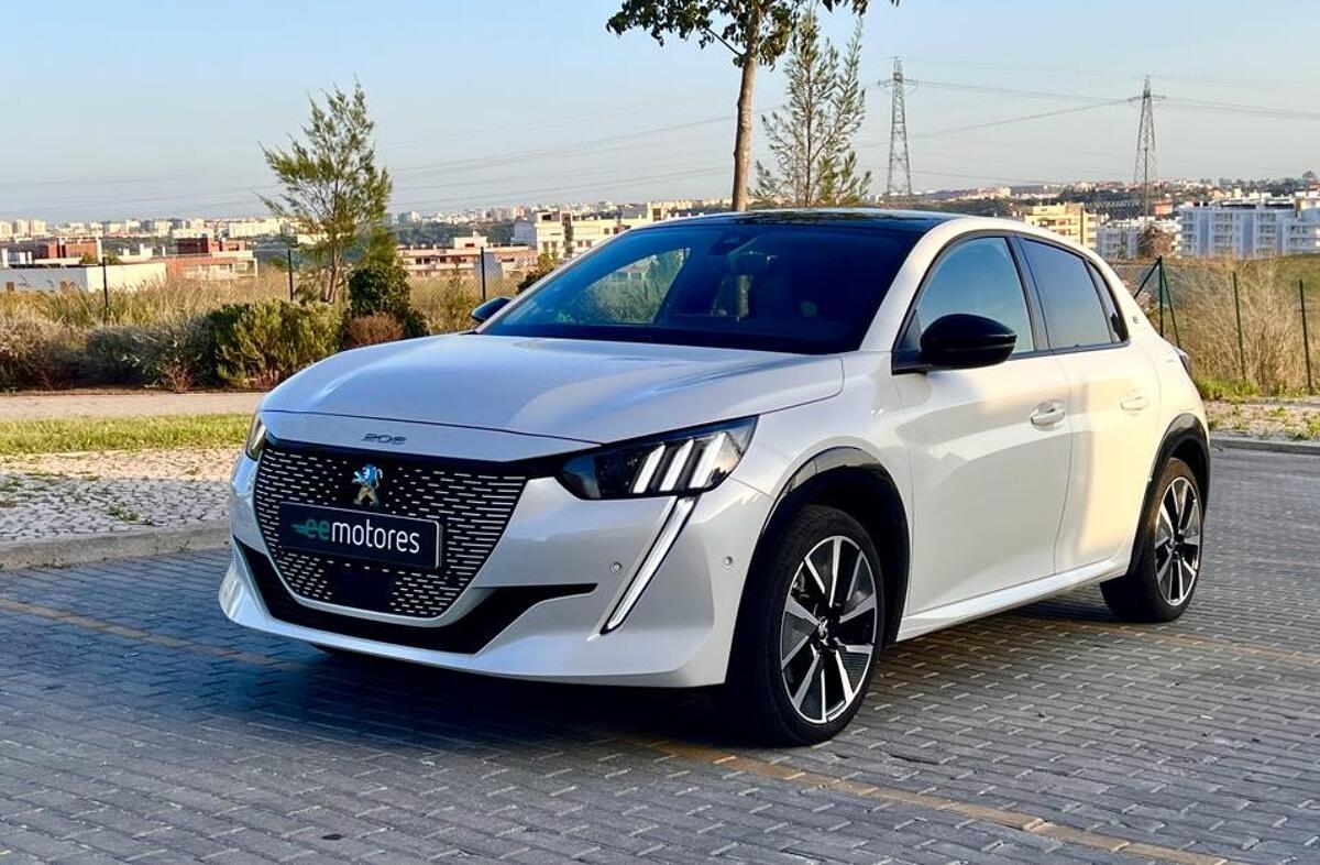 PEUGEOT 208 e- 50 kWh Active Pack