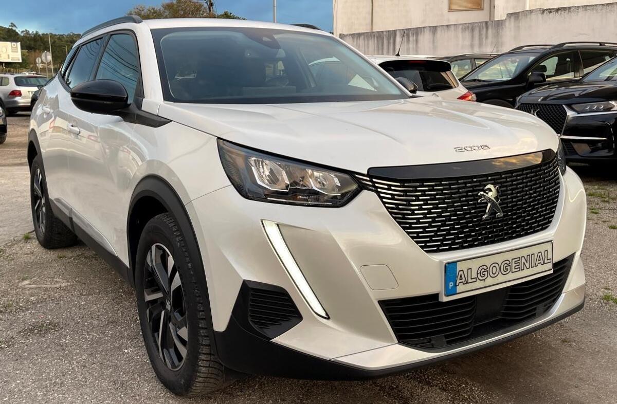 PEUGEOT 2008 1.5 BlueHDi Allure Pack EAT8