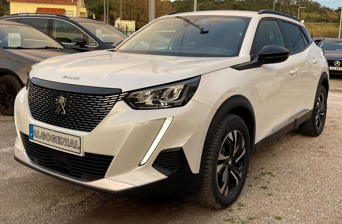 PEUGEOT 2008 1.5 BlueHDi Allure Pack EAT8