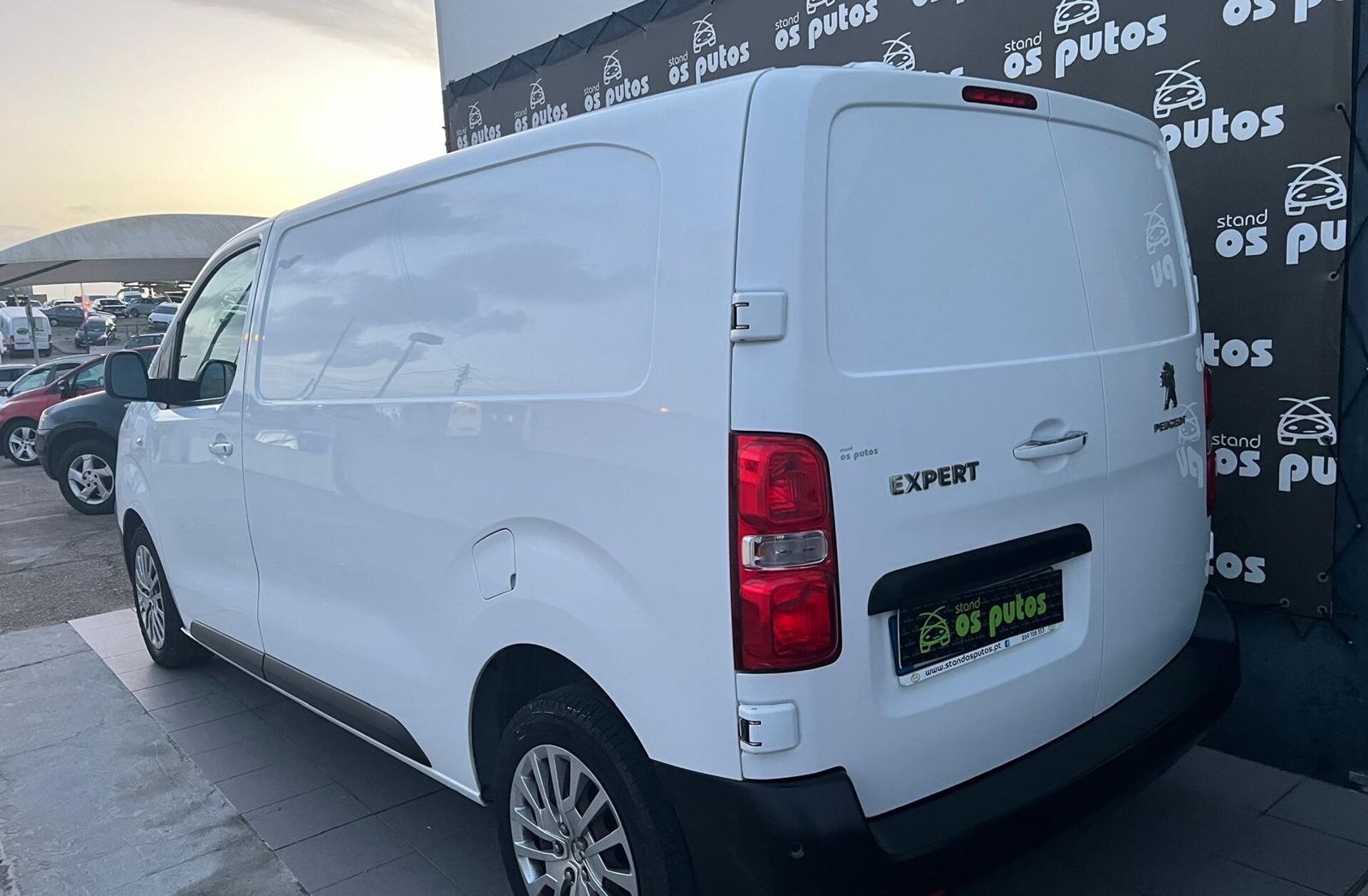 PEUGEOT Expert 2.0 BlueHDi L1H1 Premium Compact