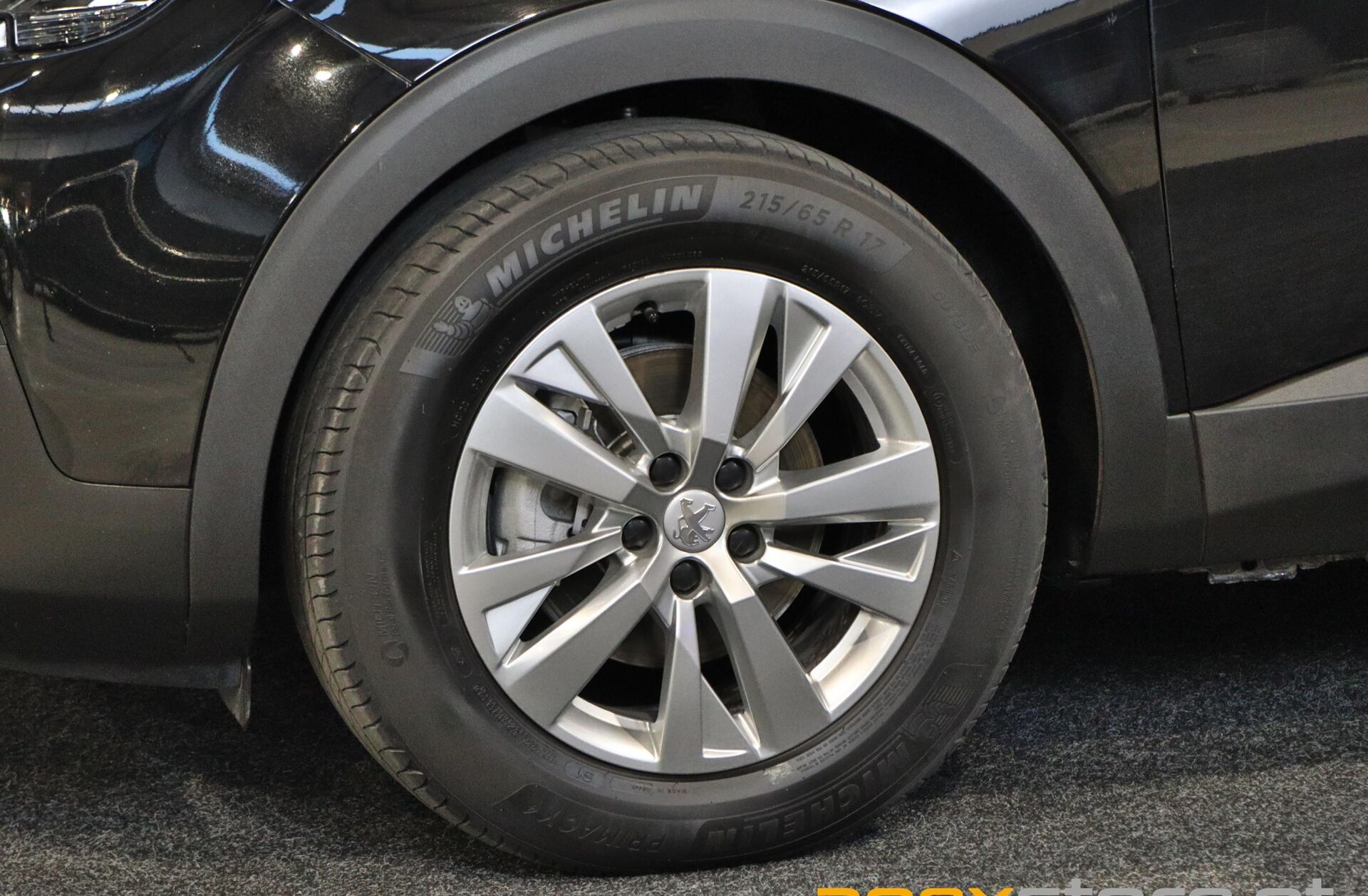 PEUGEOT 3008 1.5 BlueHDi Active