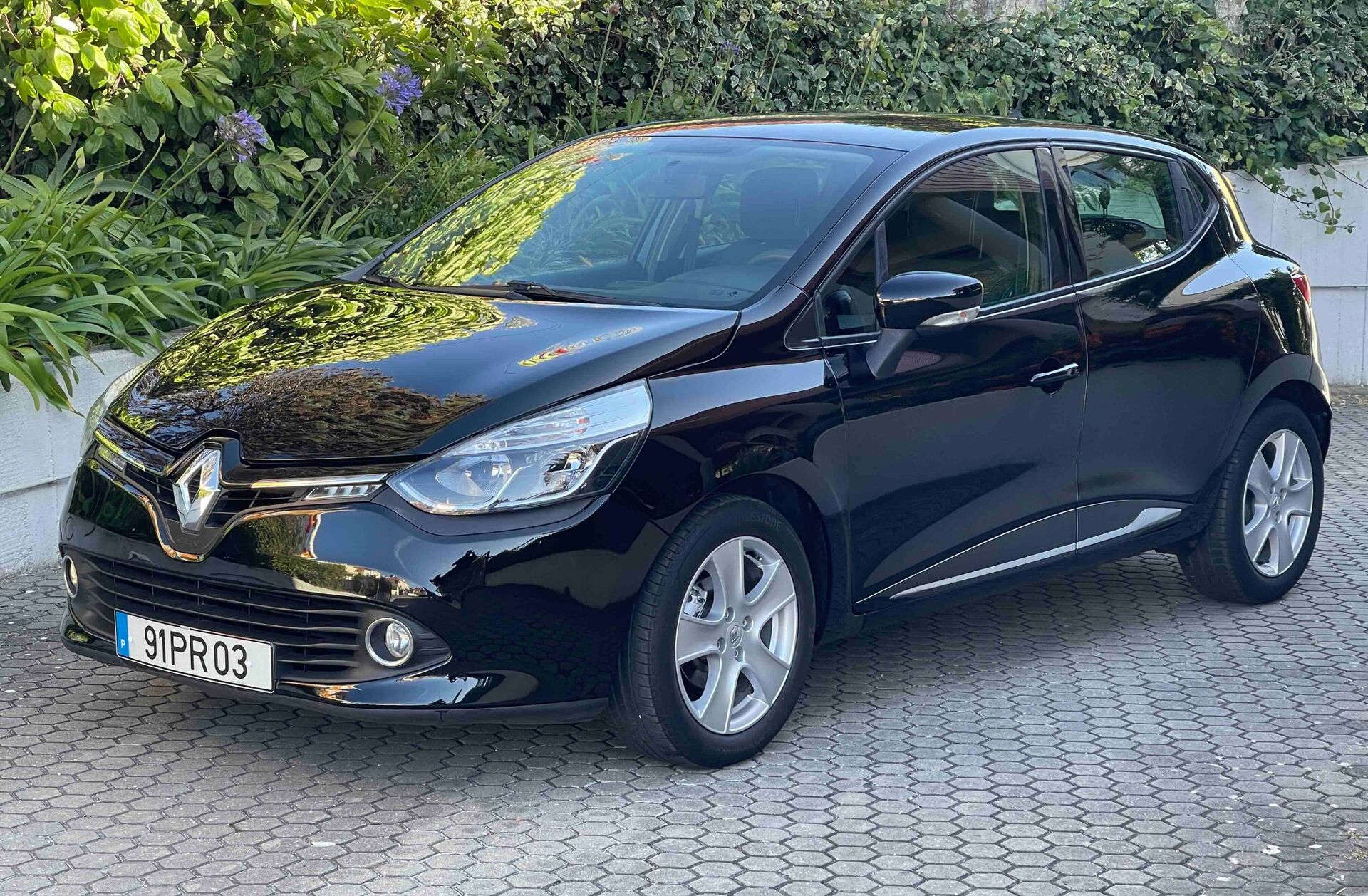 RENAULT Clio 0.9 TCE Limited