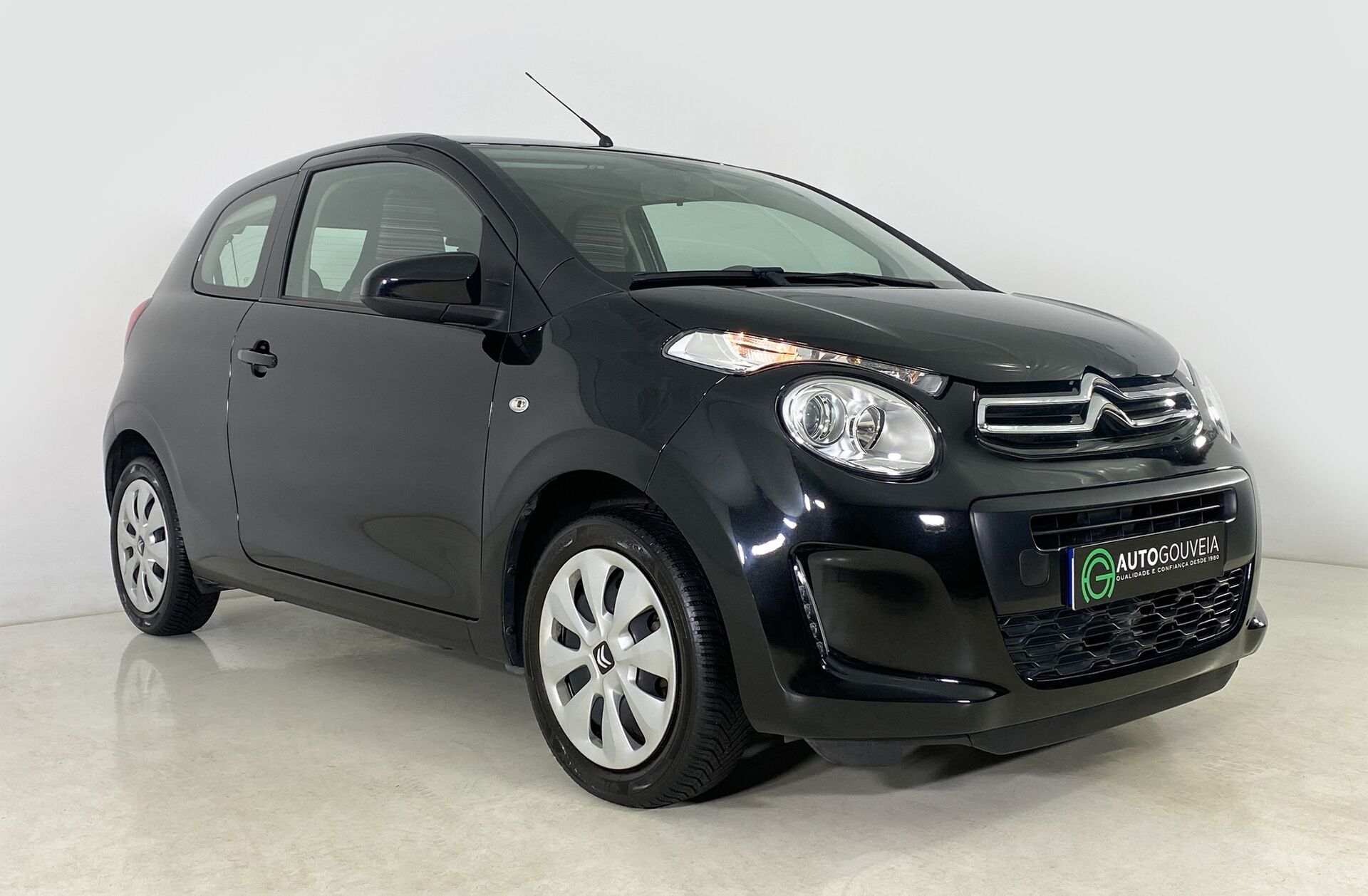 CITROEN C1 1.0 VTi Shine