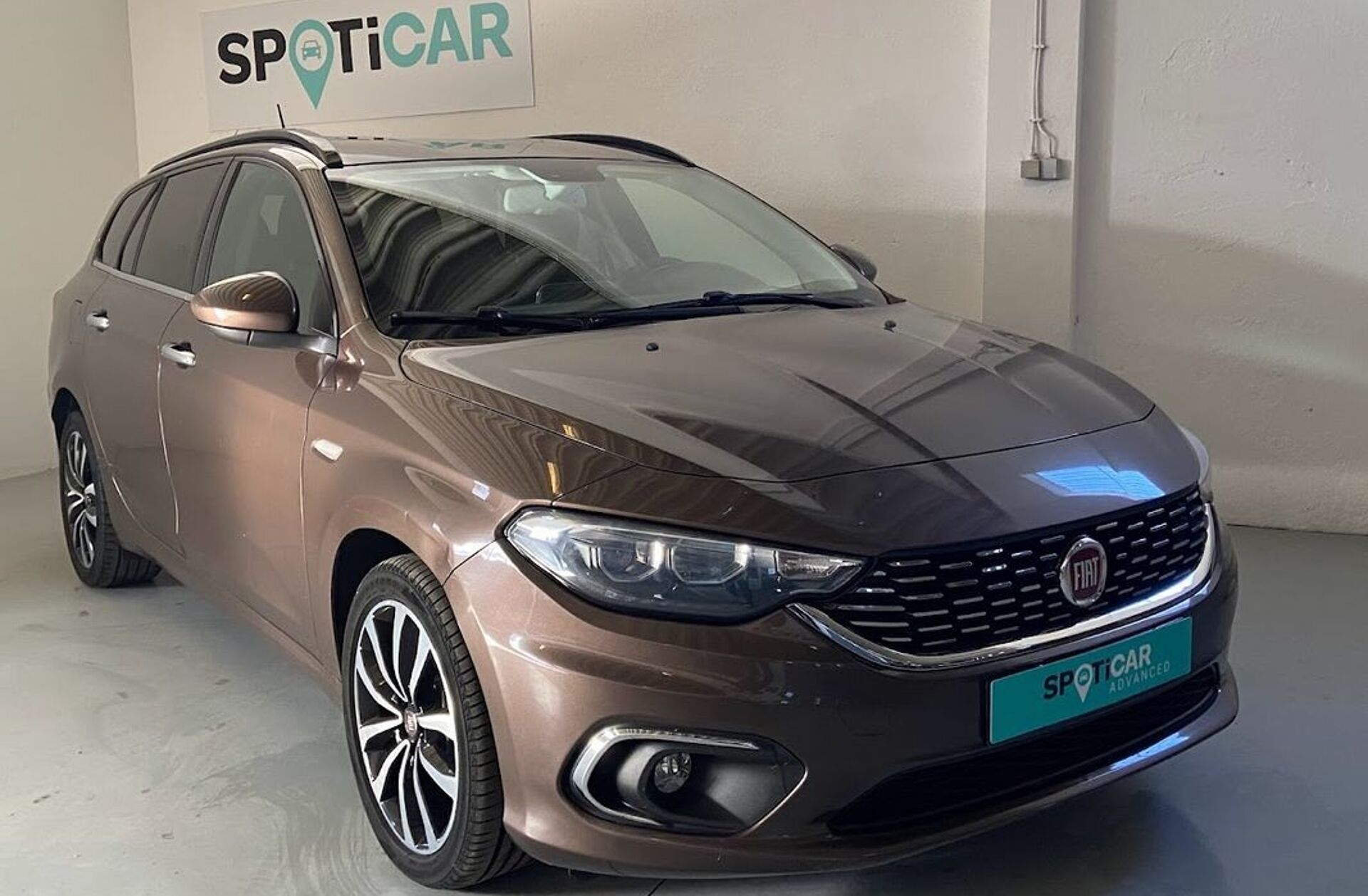 FIAT Tipo 1.3 M-Jet Lounge J17