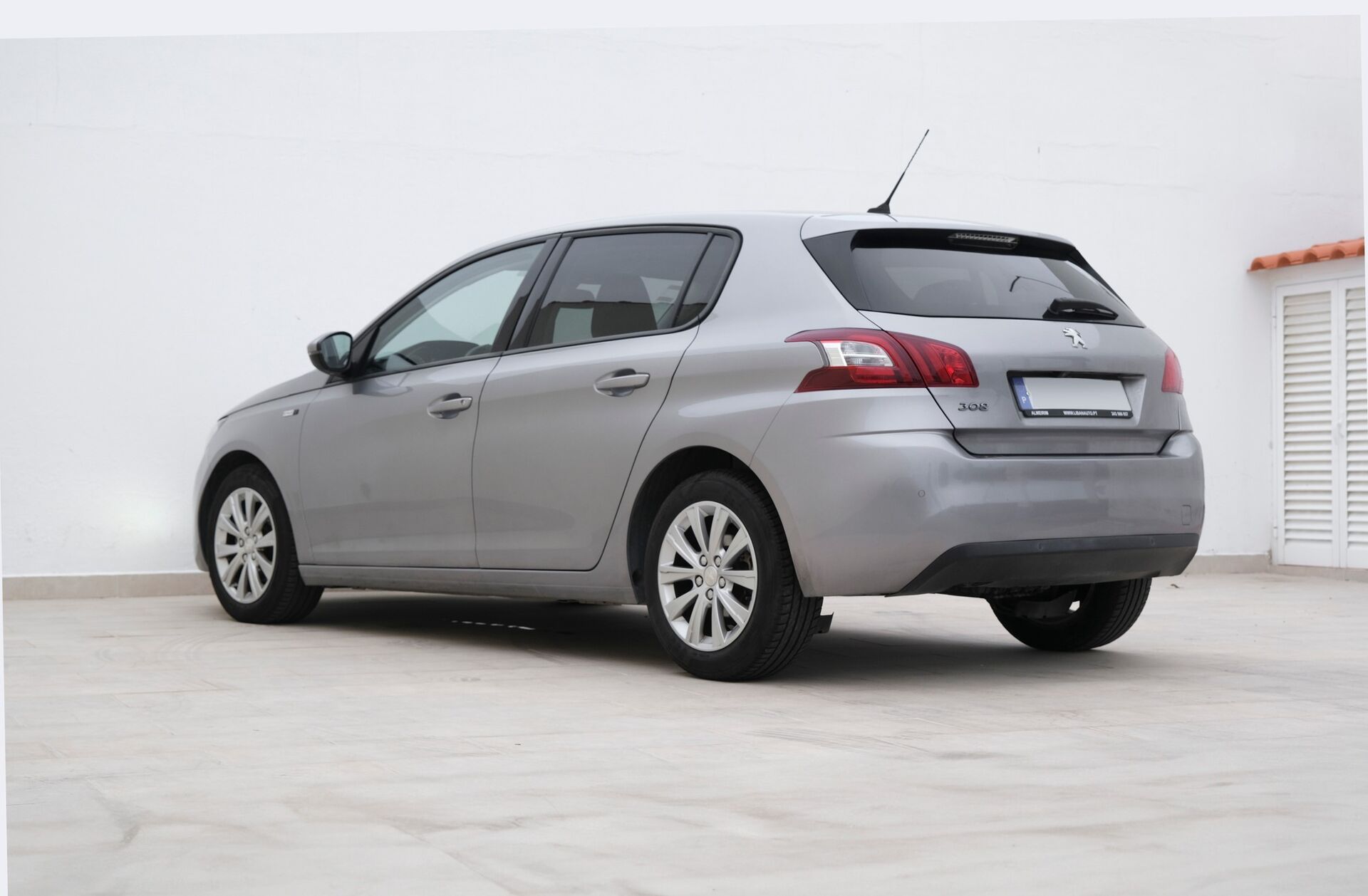 PEUGEOT 308 1.6 BlueHDi Style J17