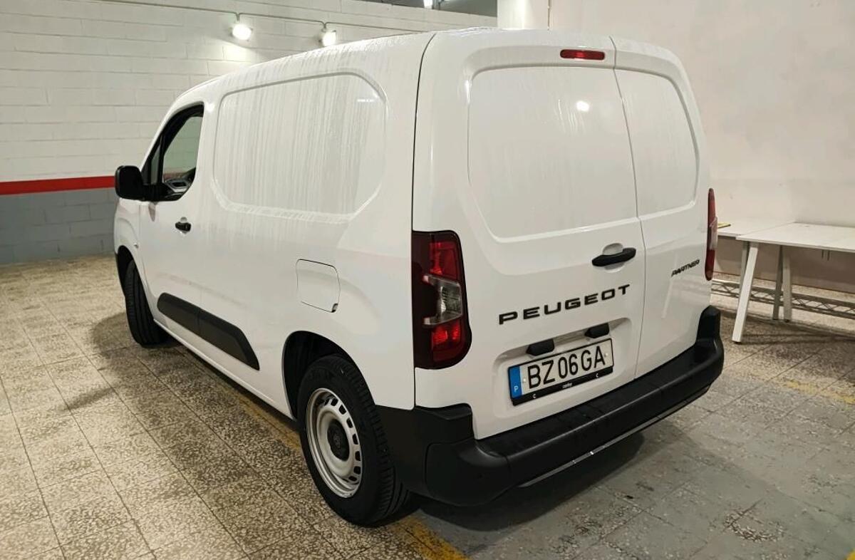 PEUGEOT Partner 1.5 BlueHDi Standard