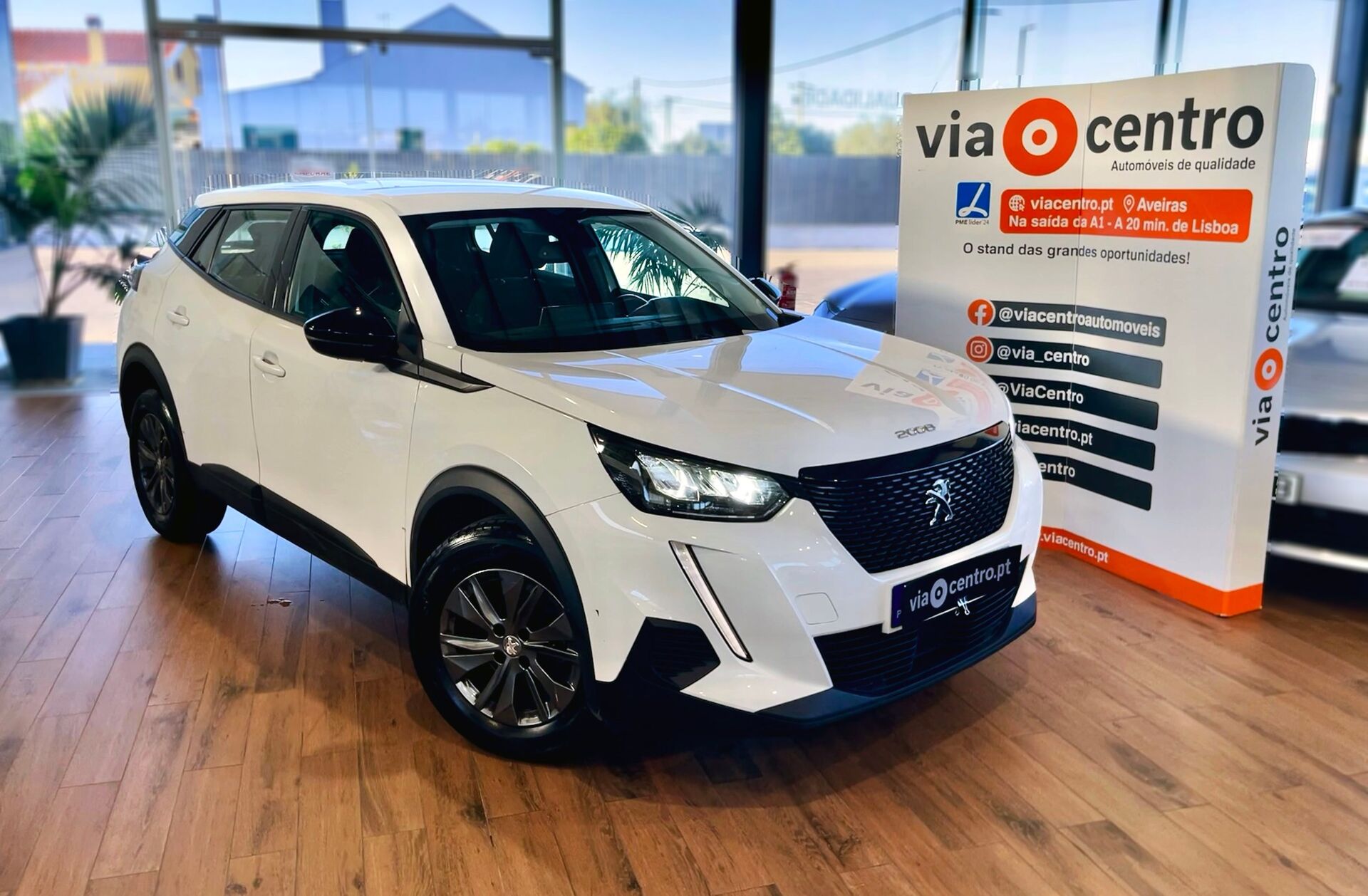 PEUGEOT 2008 1.2 PureTech Active Pack