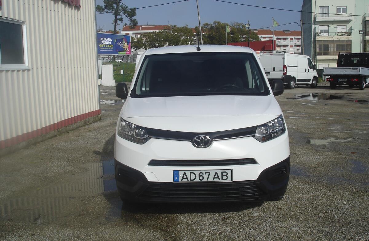 TOYOTA Proace City Verso Proace City 1.5D L1 Exclusive