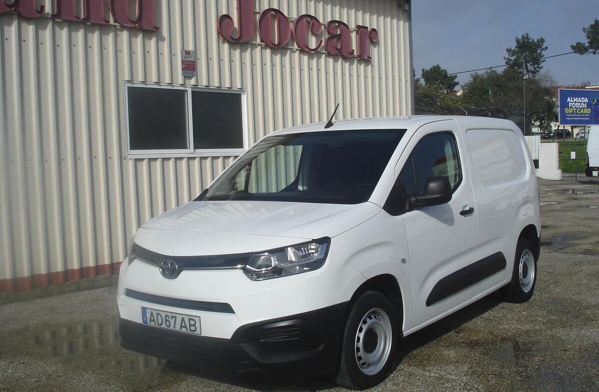 TOYOTA Proace City Verso Proace City 1.5D L1 Exclusive