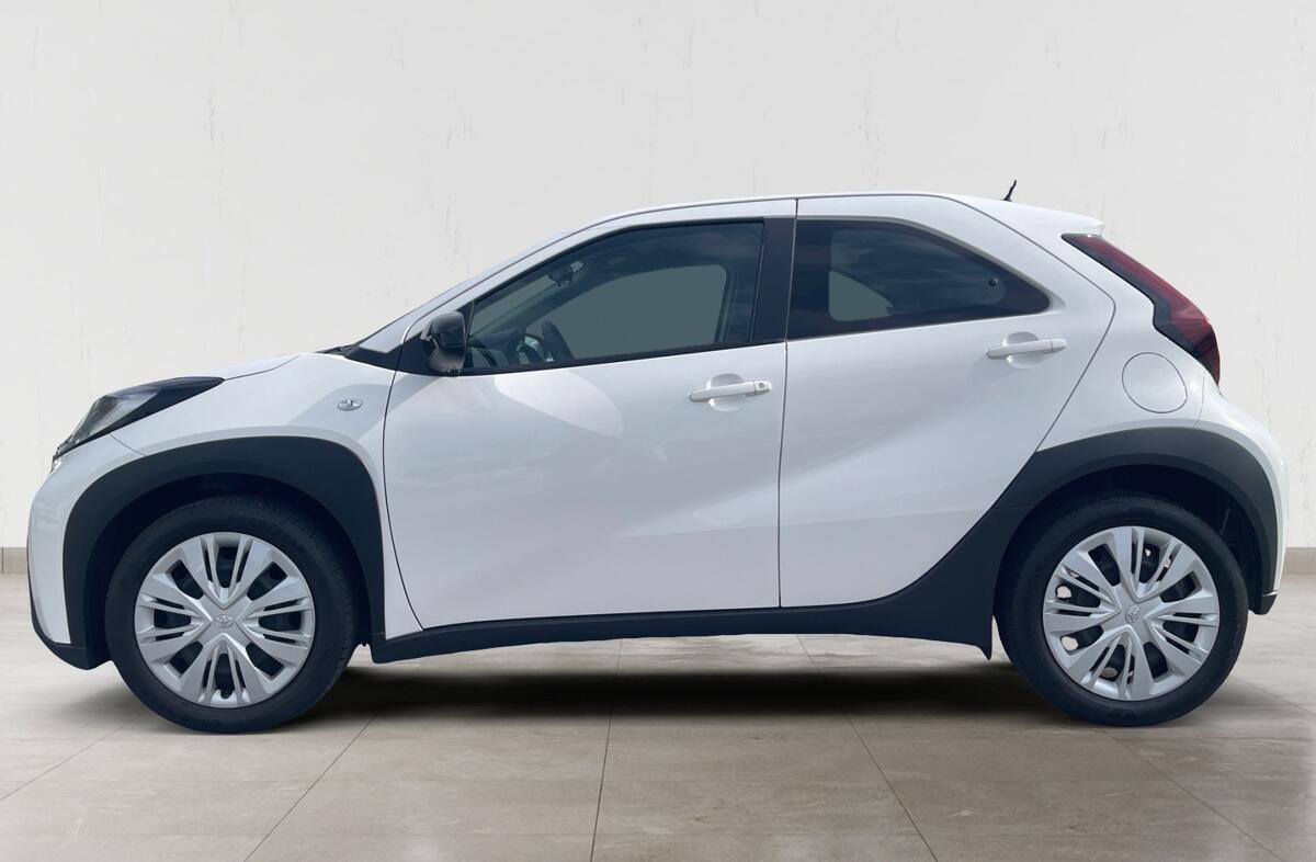 TOYOTA Aygo X 1.0 Play