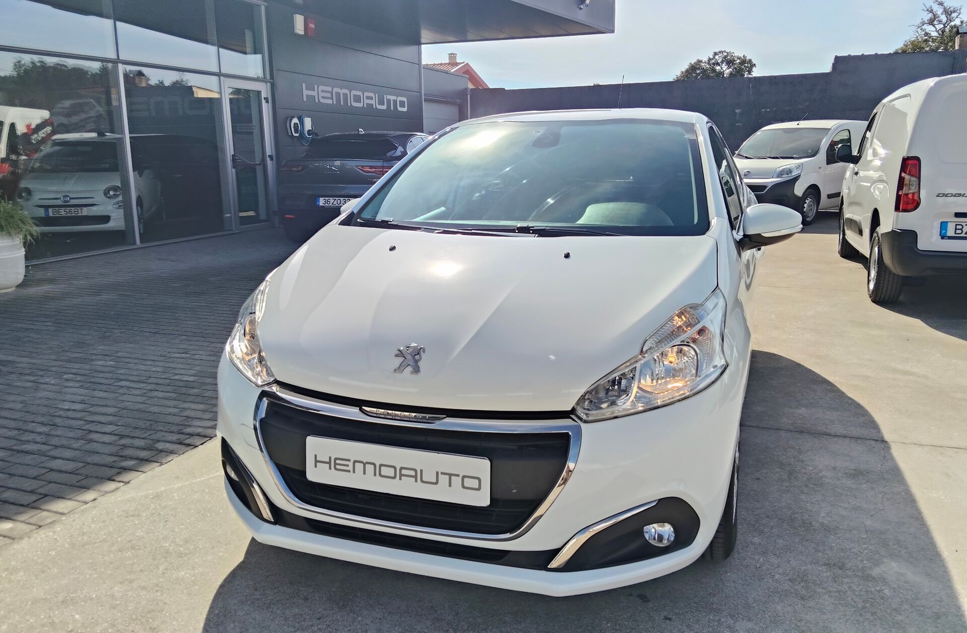 PEUGEOT 208 1.5 BlueHDi Active