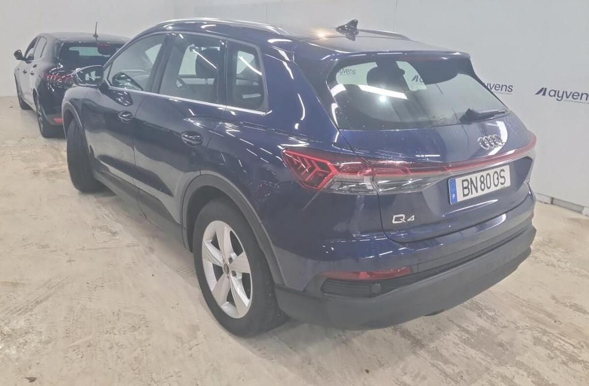 AUDI Q4 45 82 kWh