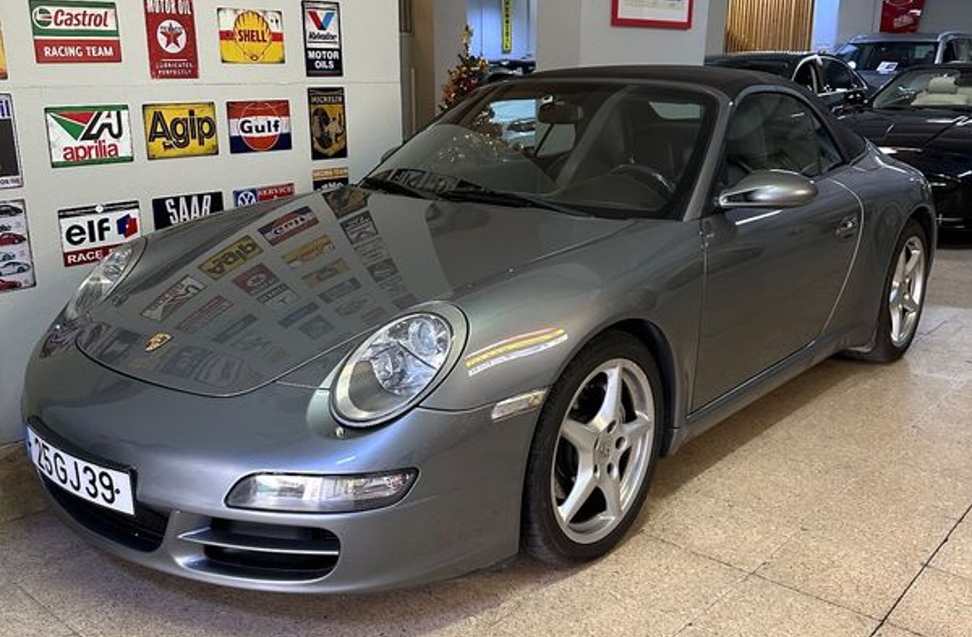 PORSCHE 911 Carrera 4 S