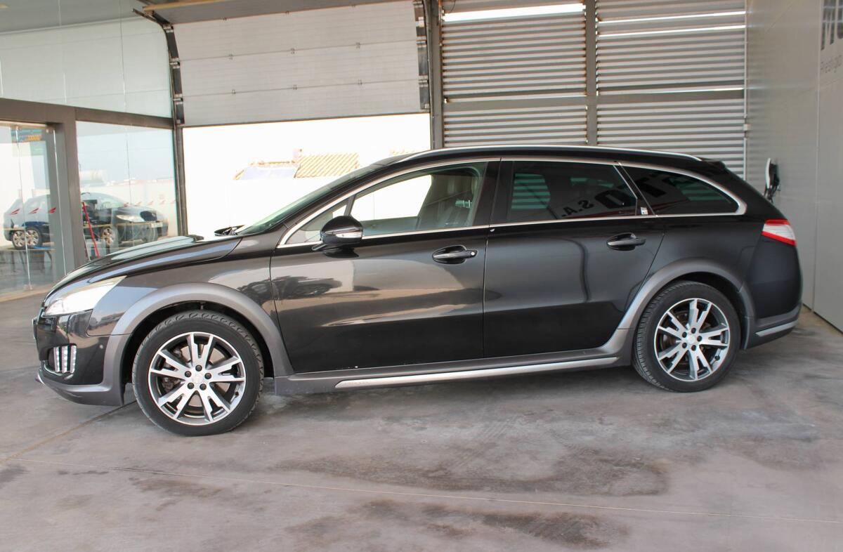 PEUGEOT 508 RXH 2.0 HDi Hybrid4 2-Tronic