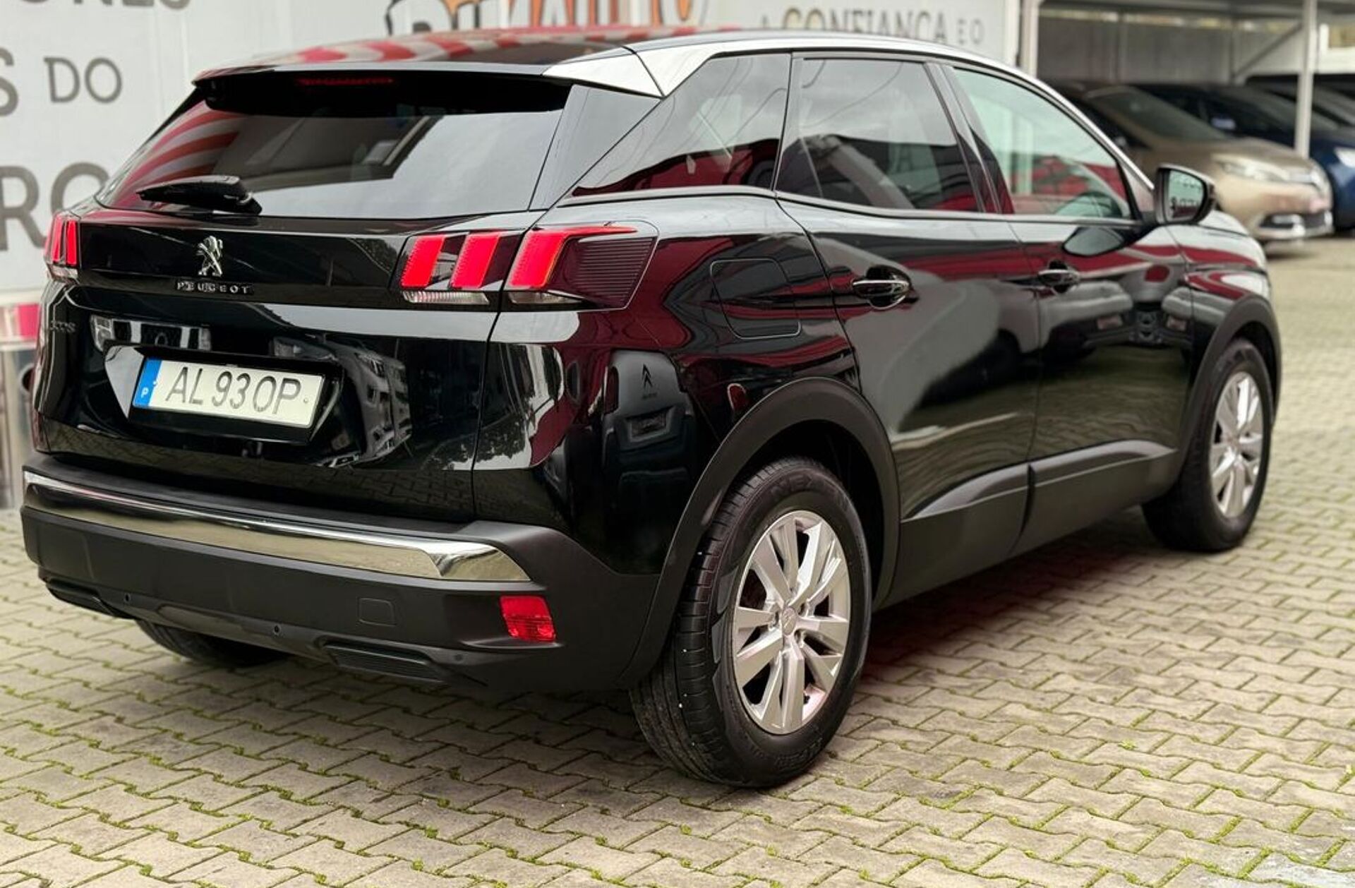 PEUGEOT 3008 1.6 BlueHDi Active