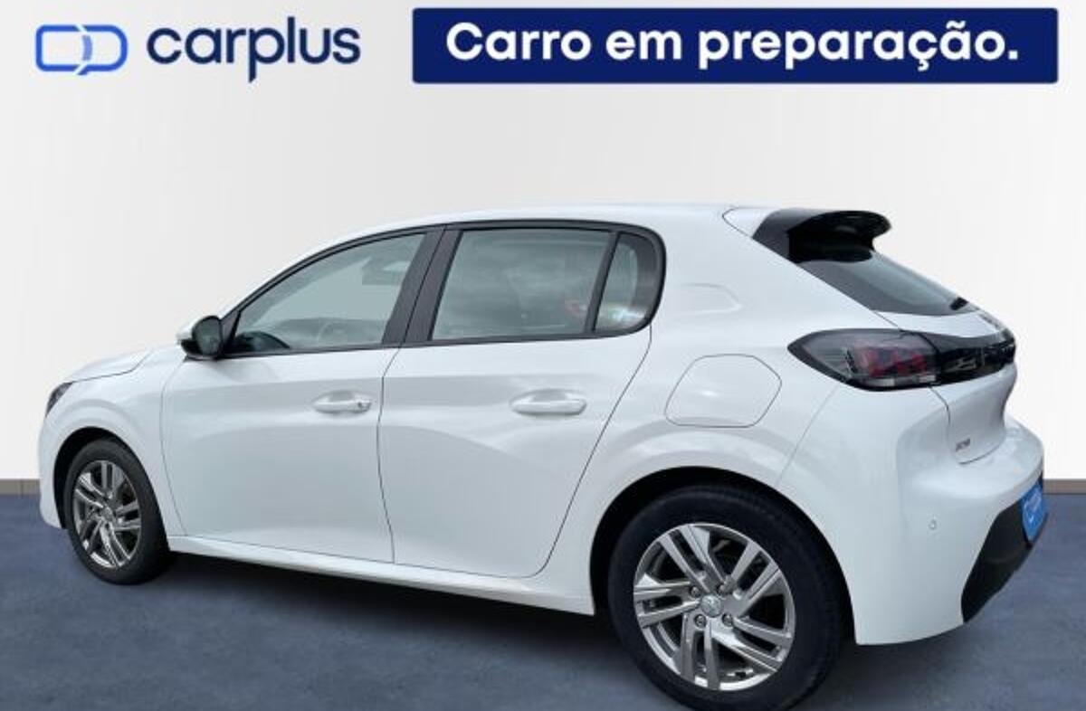 PEUGEOT 208 1.2 PureTech Active