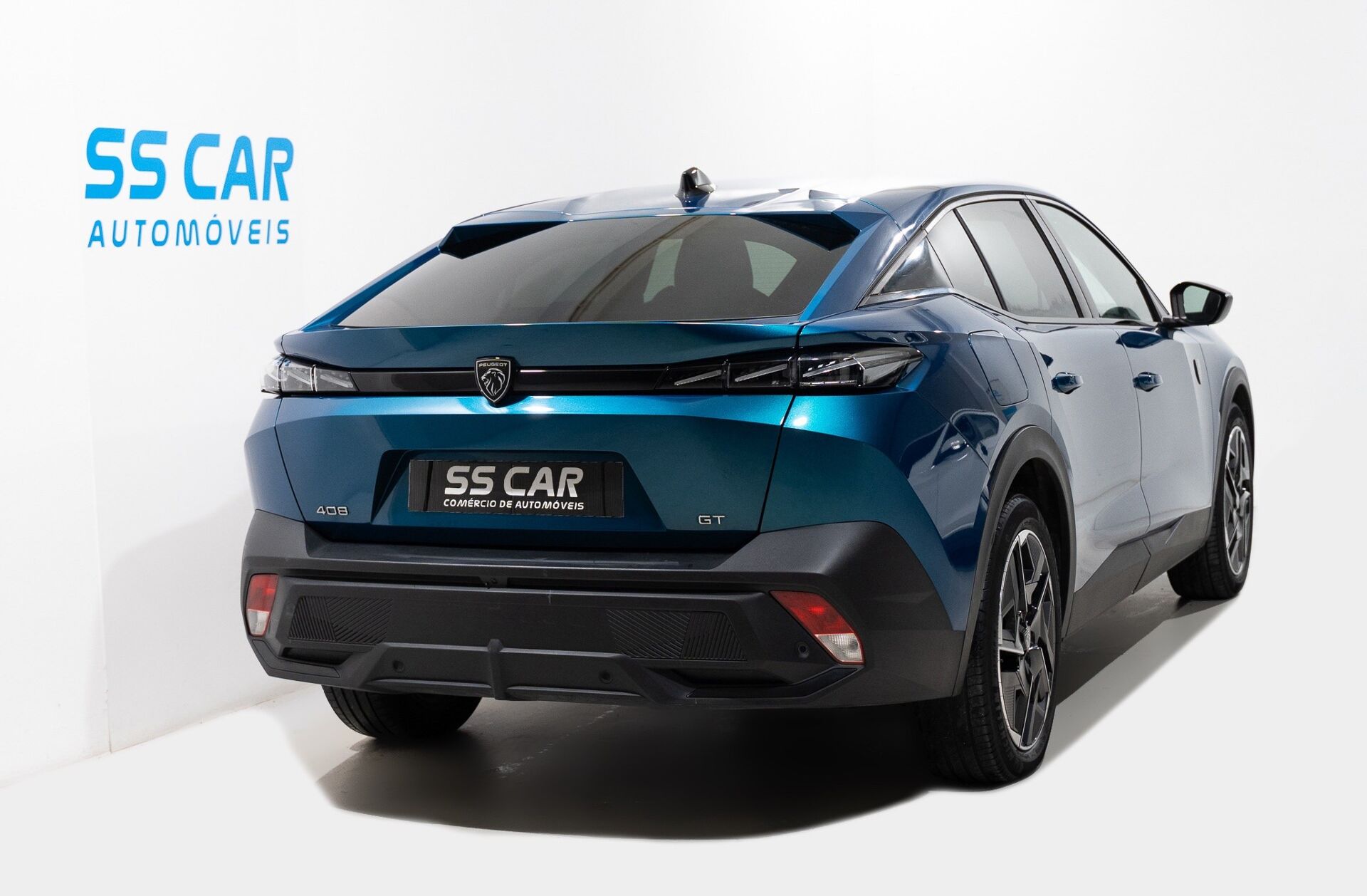 PEUGEOT 408 1.2 PureTech GT EAT8