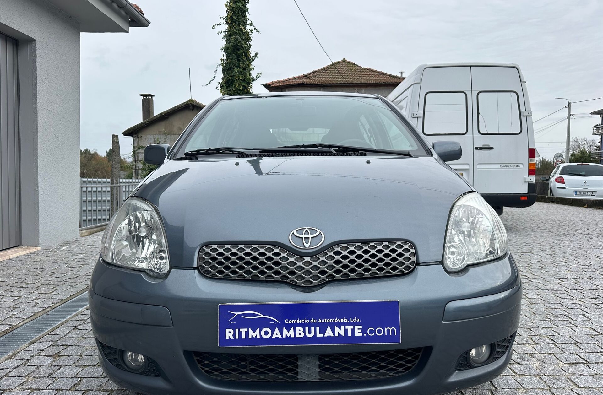 TOYOTA Yaris 1.0 Sol AC