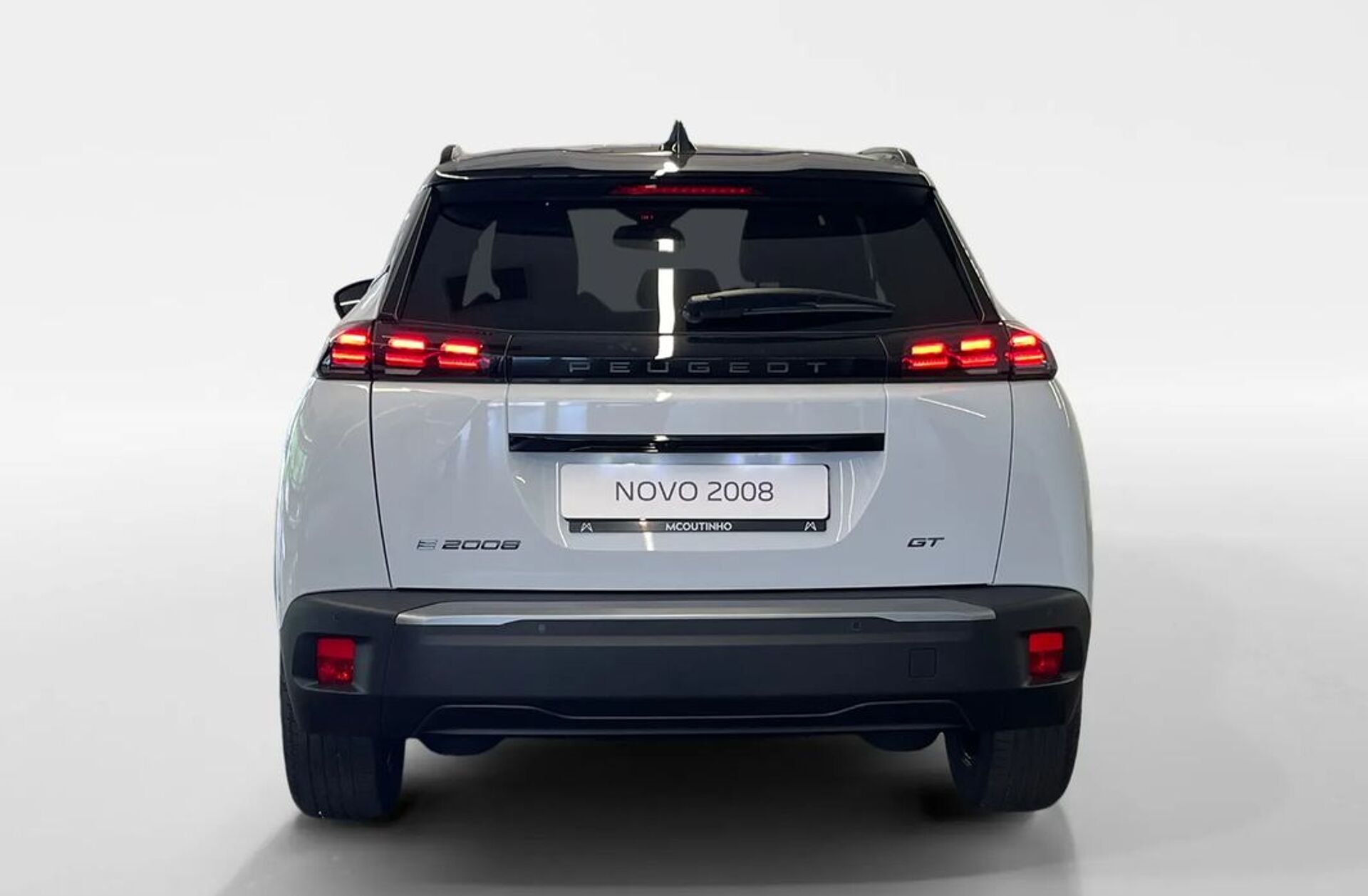 PEUGEOT 2008 e- 54 kWh GT