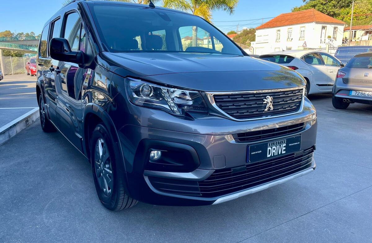 PEUGEOT Rifter e- 50 kWh Long Allure