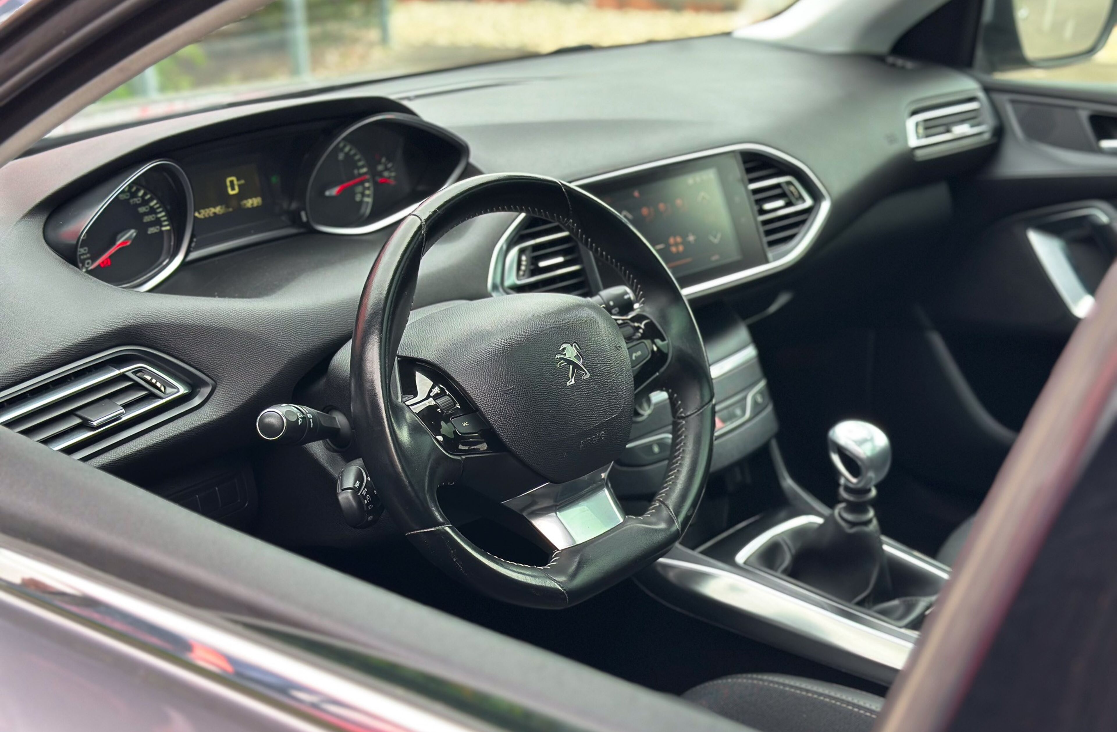 PEUGEOT 308 SW 1.5 BlueHDi Active