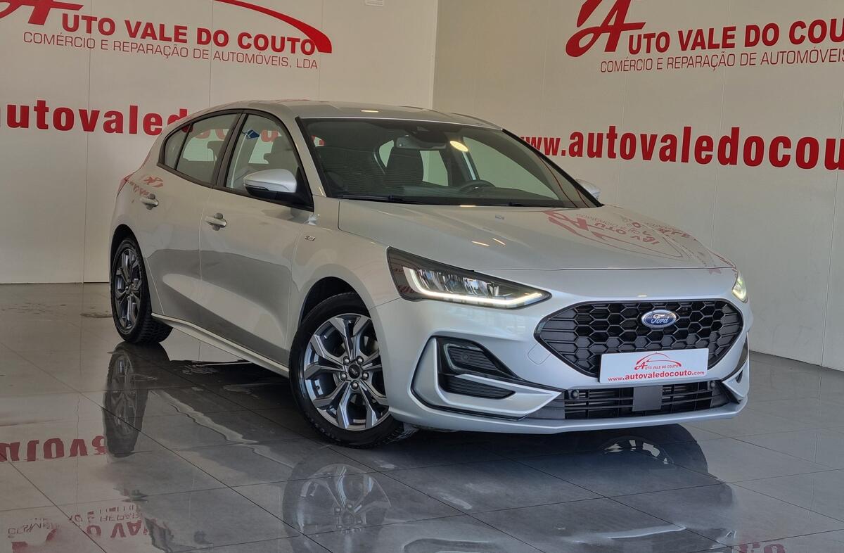 FORD Focus 1.0 EcoBoost MHEV ST-Line