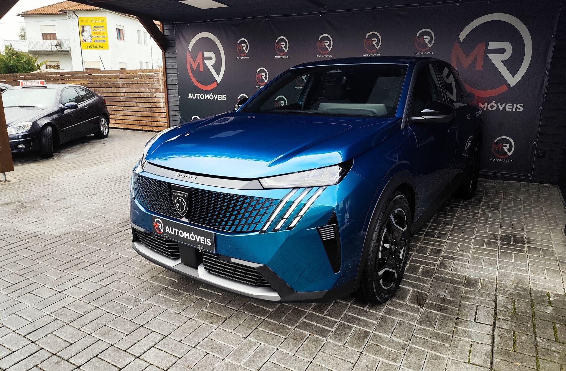 PEUGEOT 3008 e- 73 kWh Allure