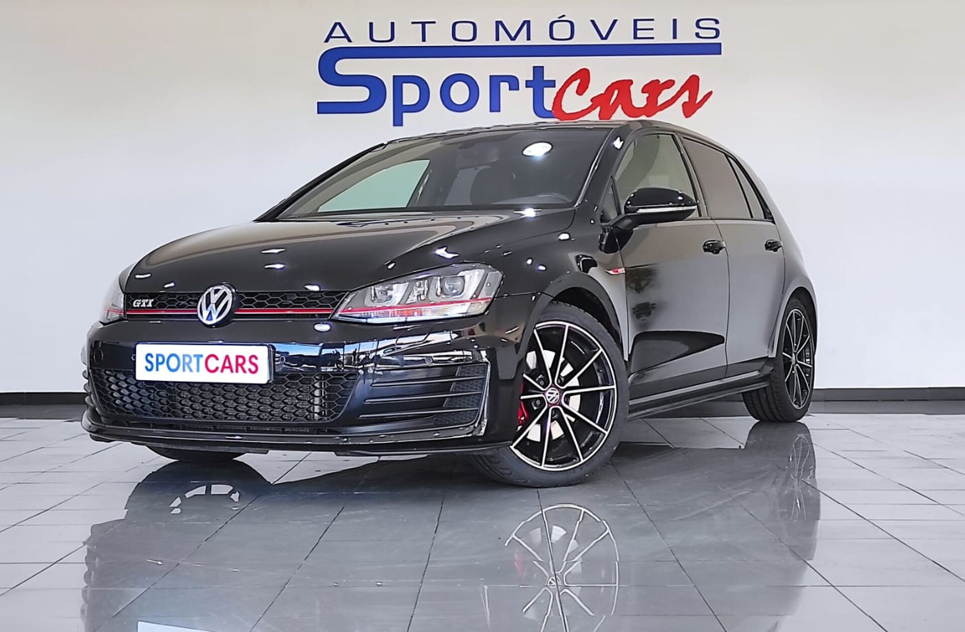VOLKSWAGEN Golf 2.0 TSi GTi