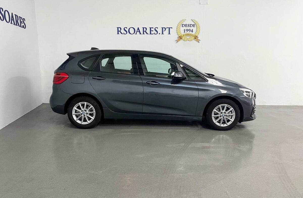 BMW Serie-2 216 d Auto